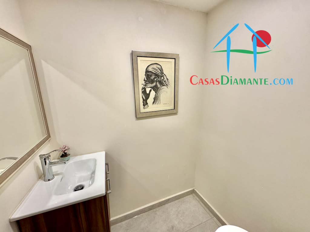 Aquarelle 1602 - Baño de visitas 1
